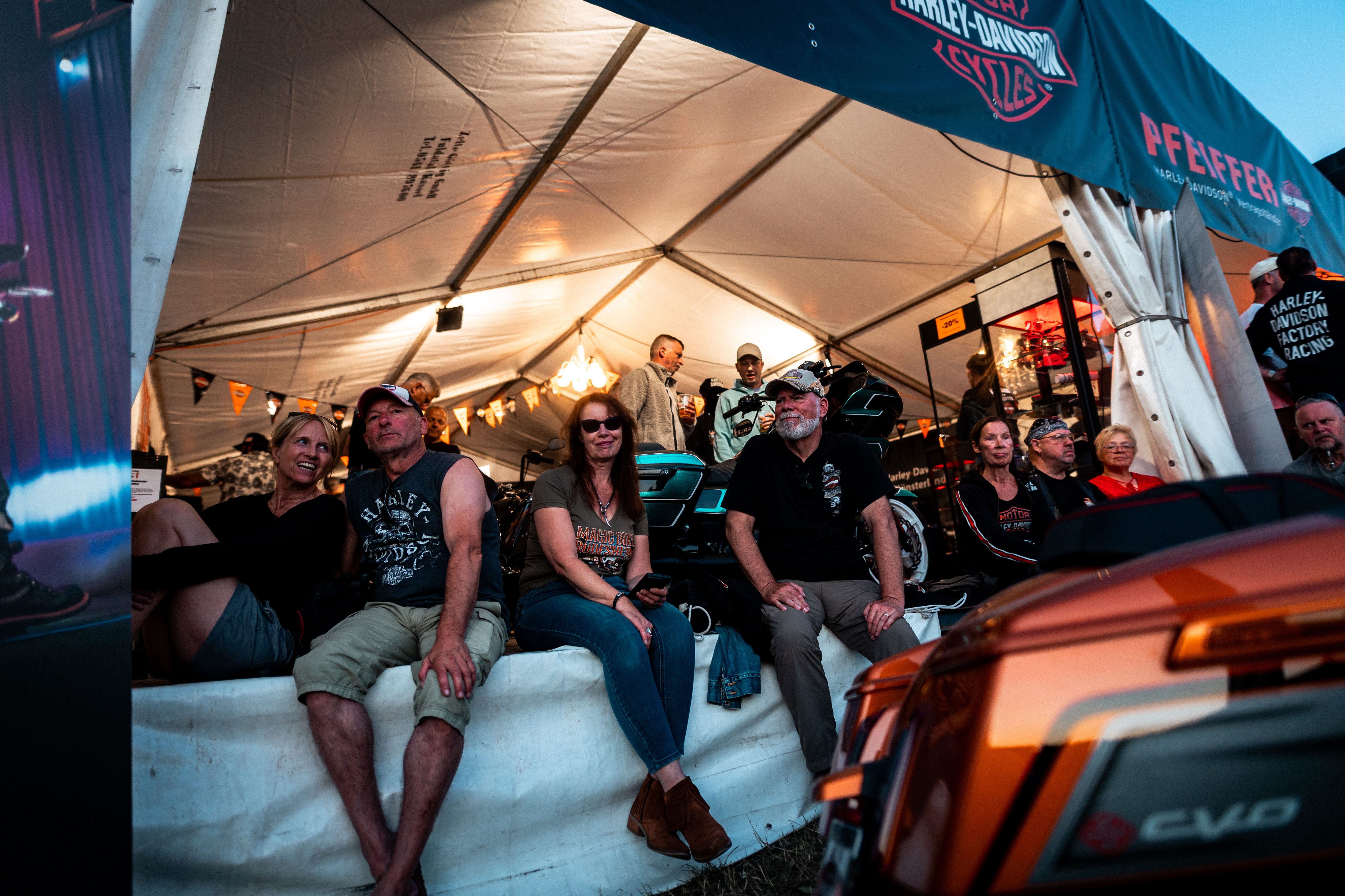 Dealer Area H-D Pfeiffer - ©Anna Gala Photography